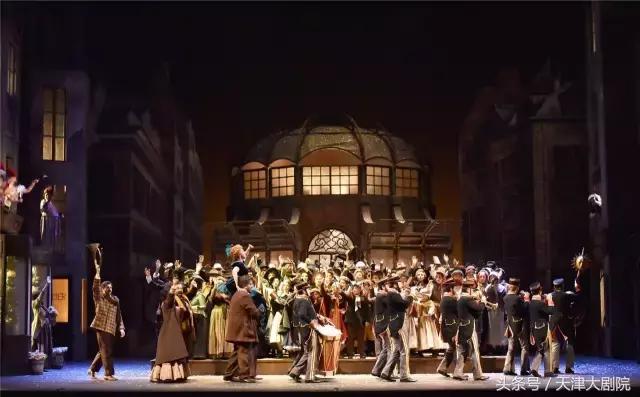 苦恼于现世的年轻人，你的爱情能否敌过贫穷？