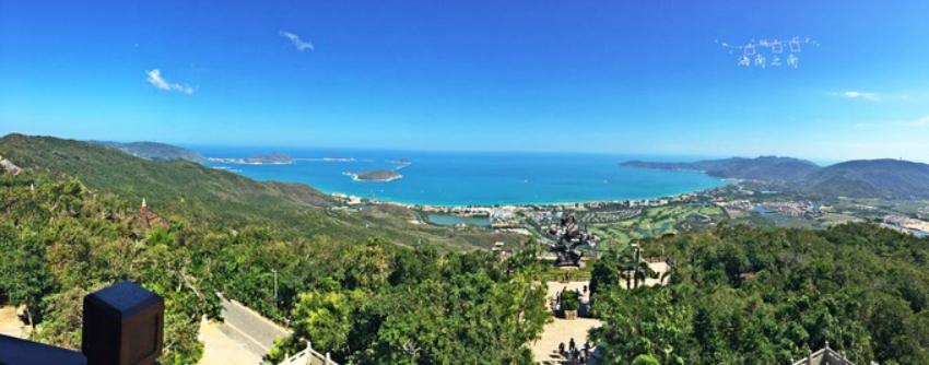 穿过云海后的美景,穿过云海看美景