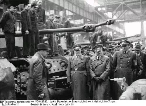 德国超级装甲怪兽,德国超级装甲