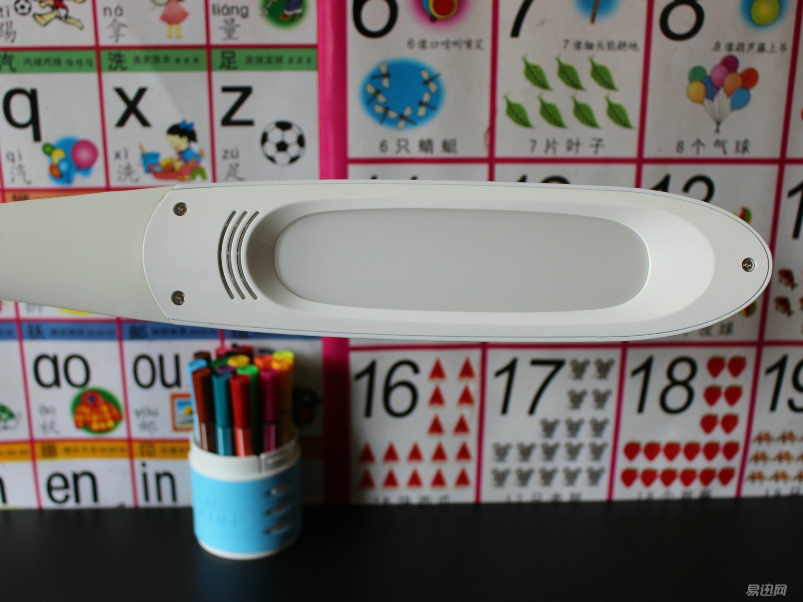 儿童护眼智能台灯学习专用,儿童护眼台灯智能感光