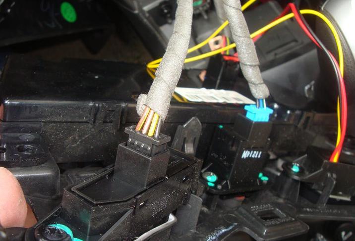 科鲁兹后备箱改平,科鲁兹加装后备箱开关