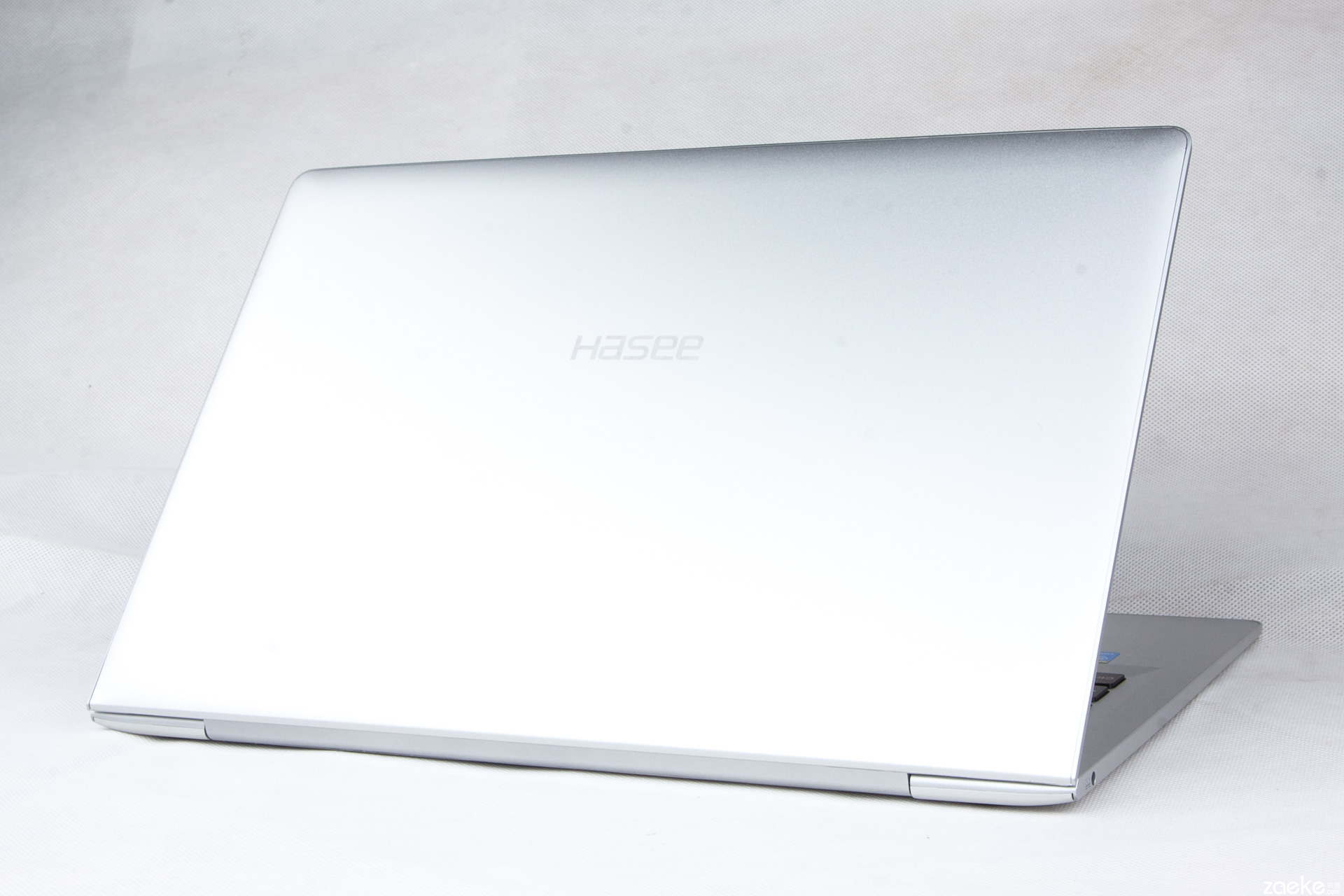 2022学生笔记本电脑排行榜前十名,2017年笔记本电脑性价比排行榜