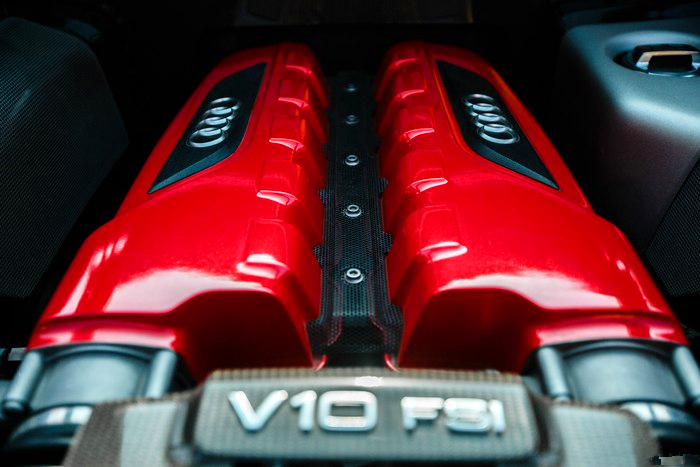 奥迪r8的遗憾,不得不说奥迪r8的颜值真是爆表