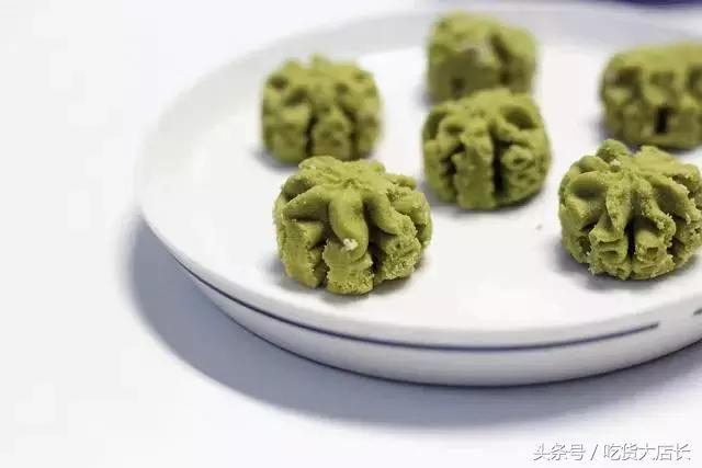 曲奇最火的一天能卖5千盒,最好吃又便宜的曲奇