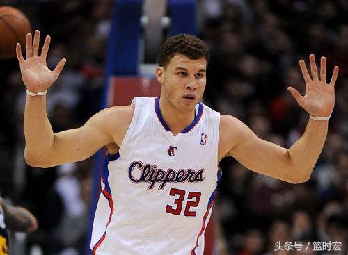 威少开心的就像自己夺冠一样,威少开心快乐