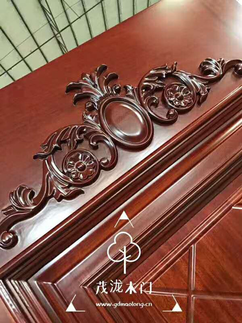 高品质原木木门,木门厂家专业生产原木门