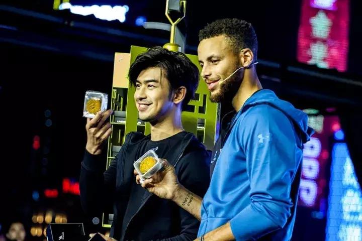 库里最好的战靴,库里经典战靴