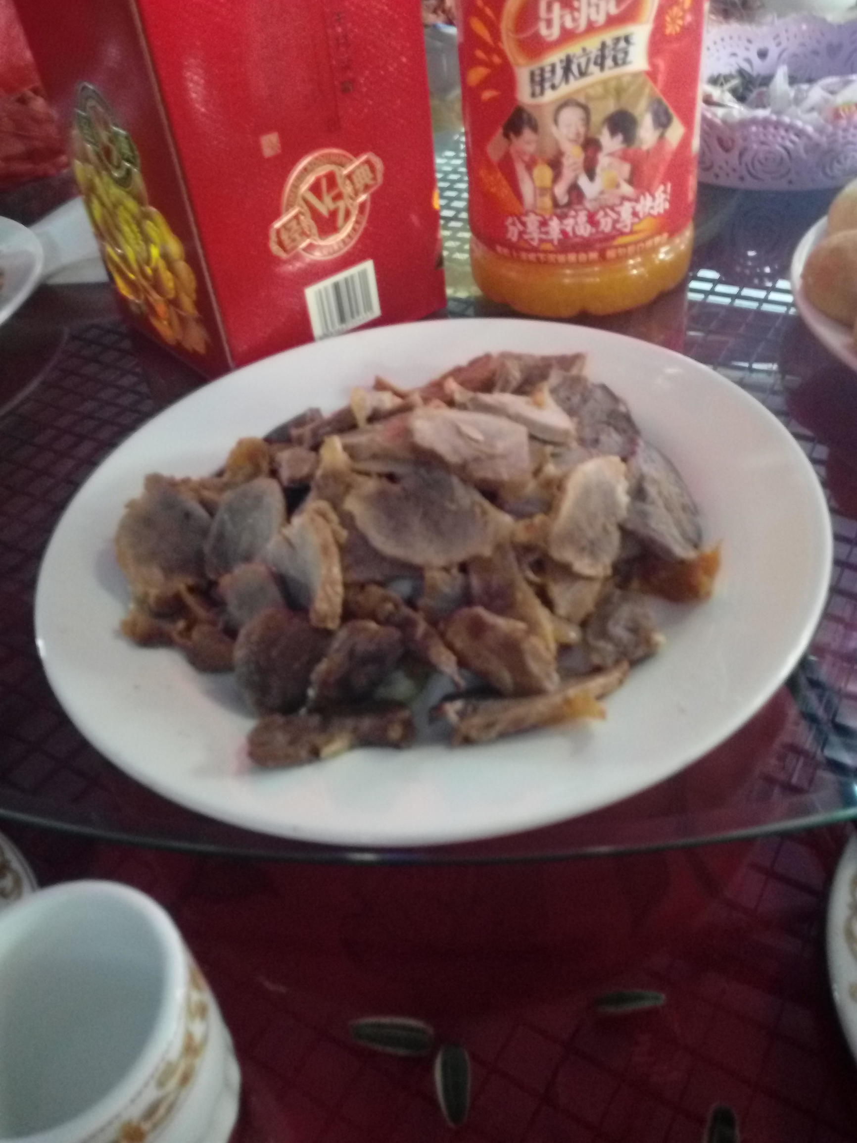 山东1米28小伙花188万彩礼,农村小伙结婚吃酒席