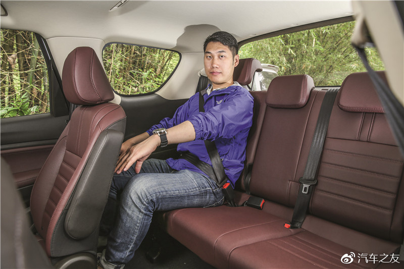 17长安mpv凌轩跑高速视频,试驾长安凌轩