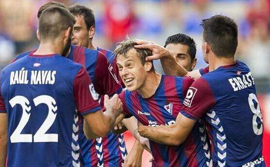 埃瓦尔队西甲,体育魅力无处不在自由泳