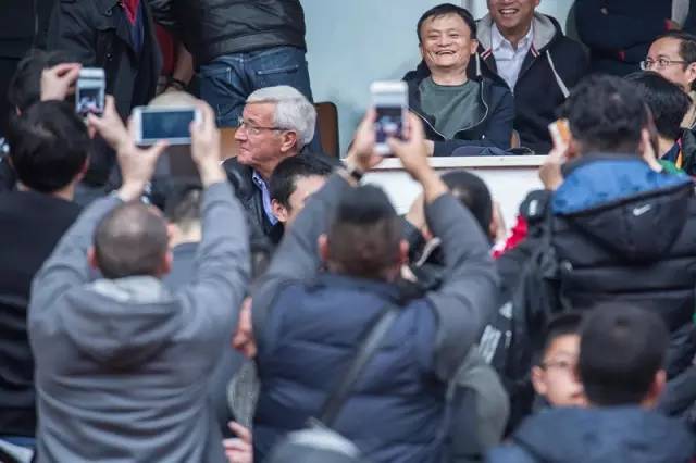 许家印和恒大的发展史以及兴衰,许家印承认恒大总资产1.699万亿