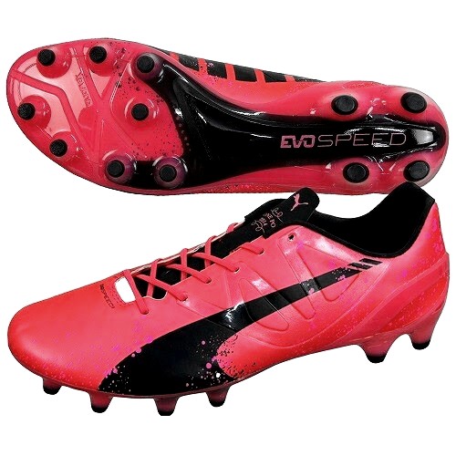 粉色足球鞋高帮全部都是粉红的,好看且实战好的足球鞋