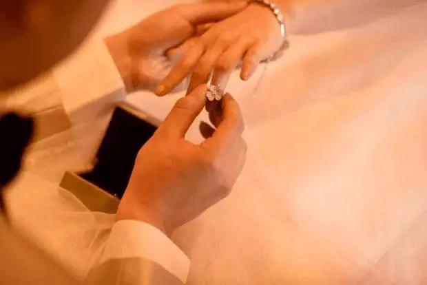 人生第一个奢侈品应该买什么,人生最昂贵的十大奢侈品