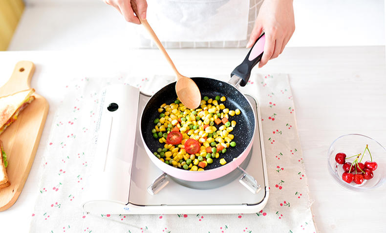 怎样挑选电饭锅不粘锅,不锈钢不粘锅怎么挑选