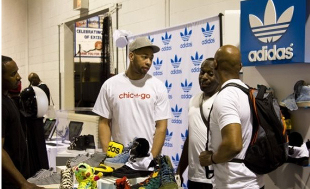 如果想要开一家自己的私人鞋店，稳定的正规渠道哪里能找到？