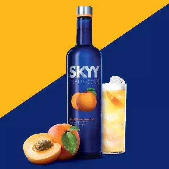 蓝色金酒威士忌,粉红皇家金酒威士忌