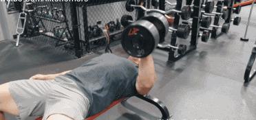 练胸肌的几个哑铃动作,哑铃练下胸肌最基本动作