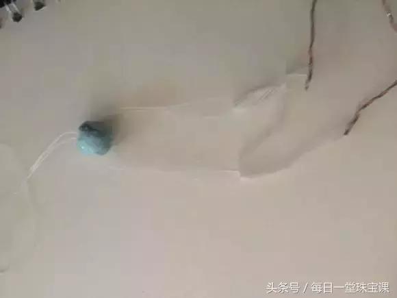 手串突然断掉是什么征兆,手串链子断了怎么换新的