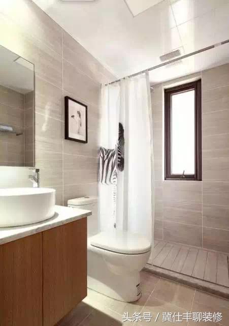 淋浴房透光不透人玻璃贵吗,淋浴房玻璃隔断还是浴帘隔断好