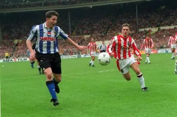 蓝狐之王瓦尔迪的故事：偶像是大卫-赫斯特，周薪疯涨833倍