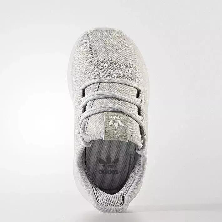 现在孩子的鞋,今年童鞋流行什么鞋