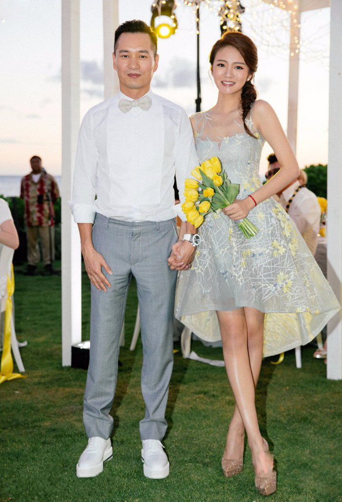 举行婚礼仪式应该注意什么,婚礼新郎要不要戴手表