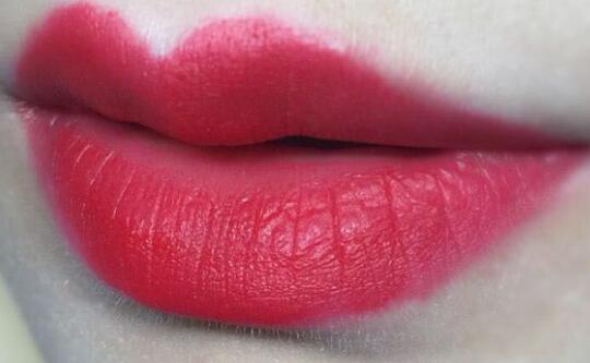 化妆包里有什么口红好用,化妆包里的口红推荐