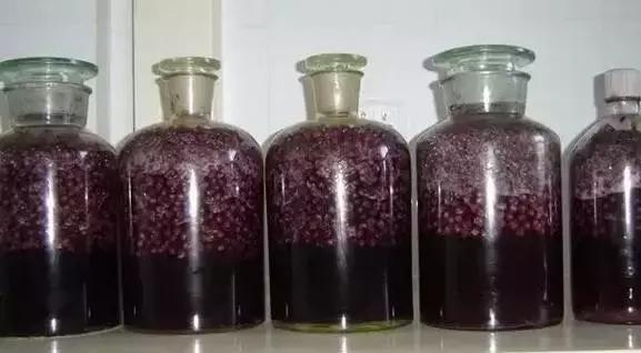 自制药酒别乱喝当心药酒变毒酒,自制药酒有没有毒