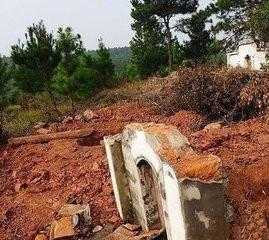 此人本可当皇帝,却被人毁了龙脉,从此一蹶不振