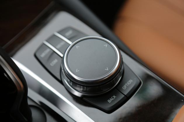 2018宝马528li上市特别版功能介绍,2018款宝马528li试驾视频