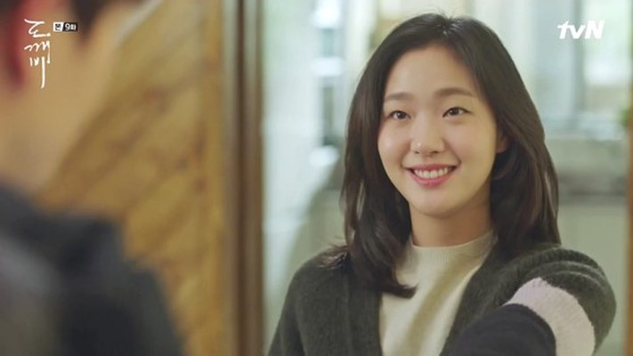 秀智同款口红是哪个,秀智同款口红小辣椒色