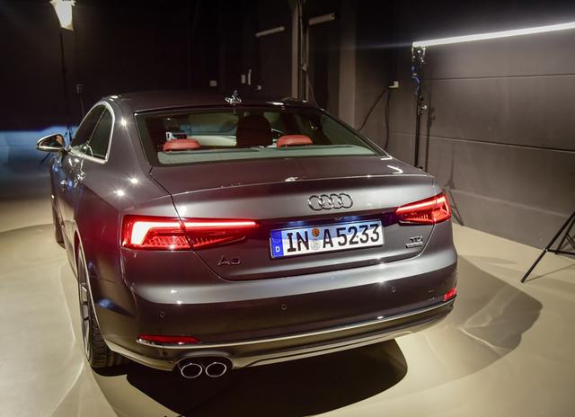 奥迪a5丐版和a4l顶配哪个贵,奥迪a5比奥迪a4短多少