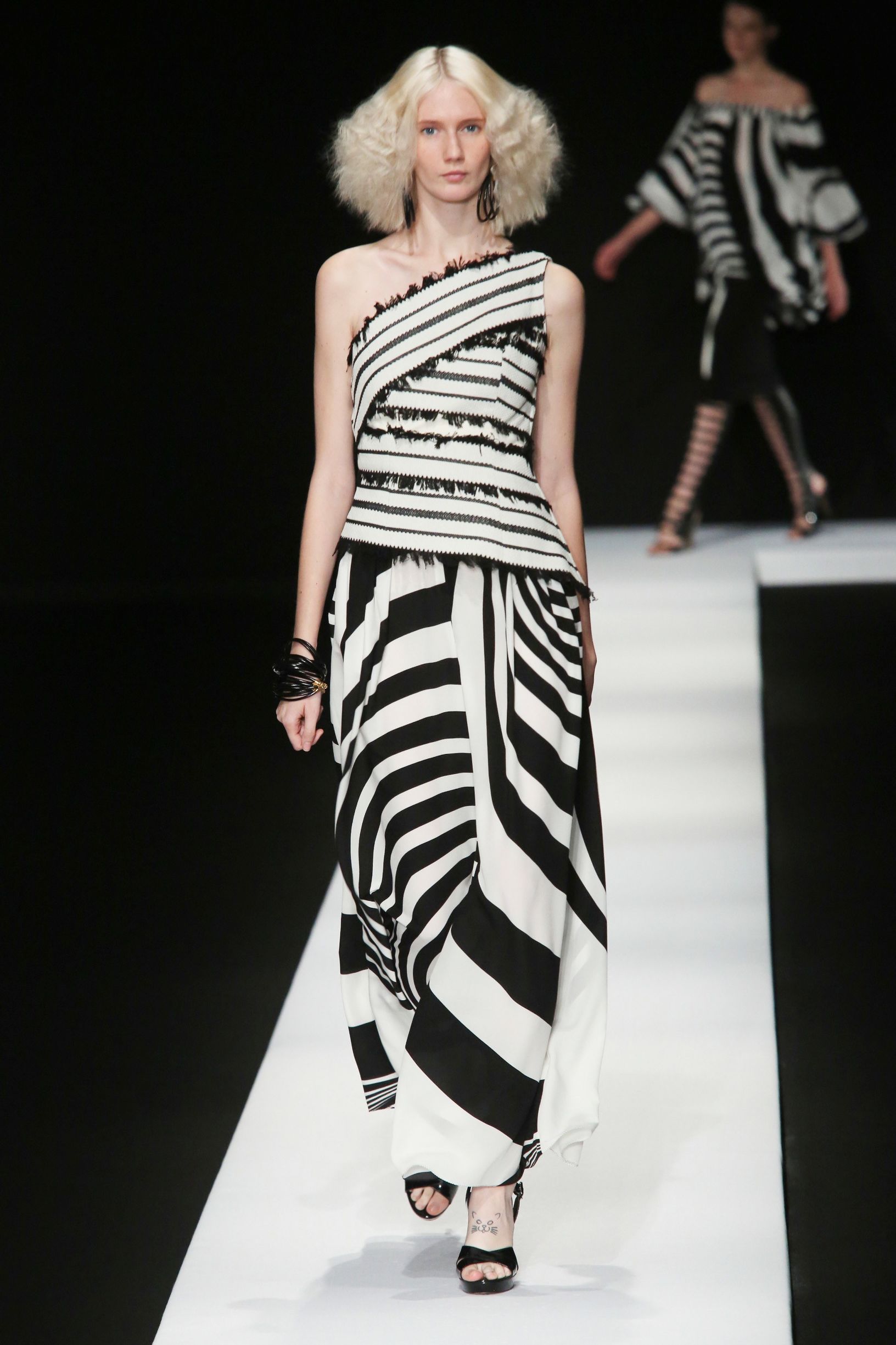 东京时装周t台秀合集,东京时装周memuse