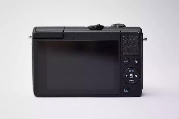 小巧便捷的佳能相机推荐,佳能m系列入门微单哪个好