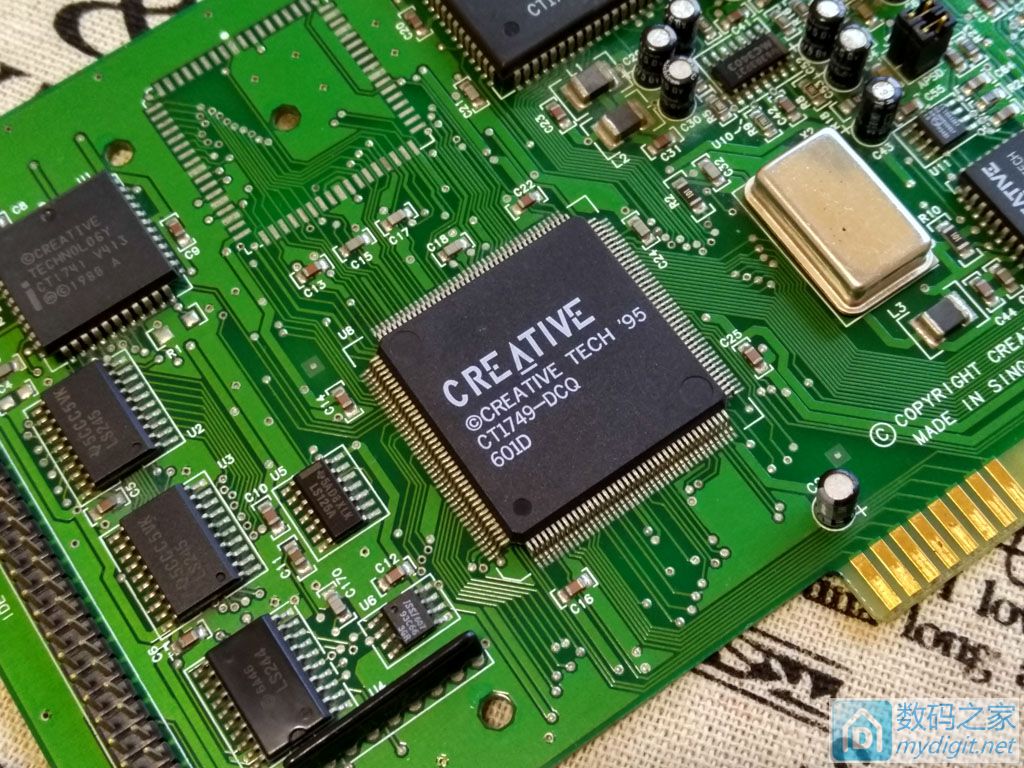 创新soundblaster5.1外置声卡,创新soundblasterawegold声卡