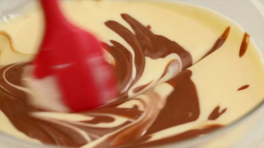 自己做裱花蛋糕简单方法,做蛋糕的简单方法裱花