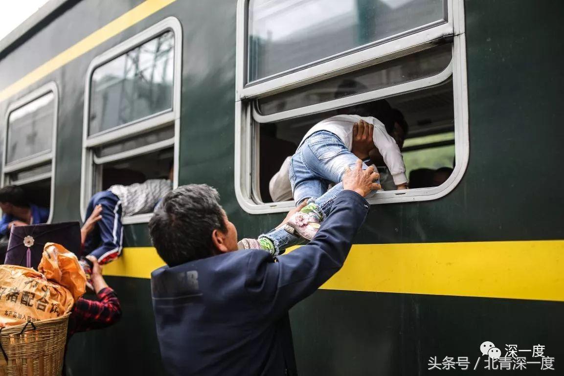 “鹿晗”在泥坑，妈妈在远方，你习以为常的幸福对他们却遥不可及