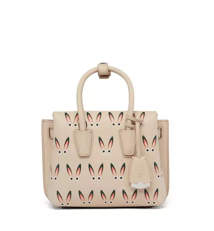 mcm韩国免税店官网价格表,mcm韩国代购比国内一般便宜多少