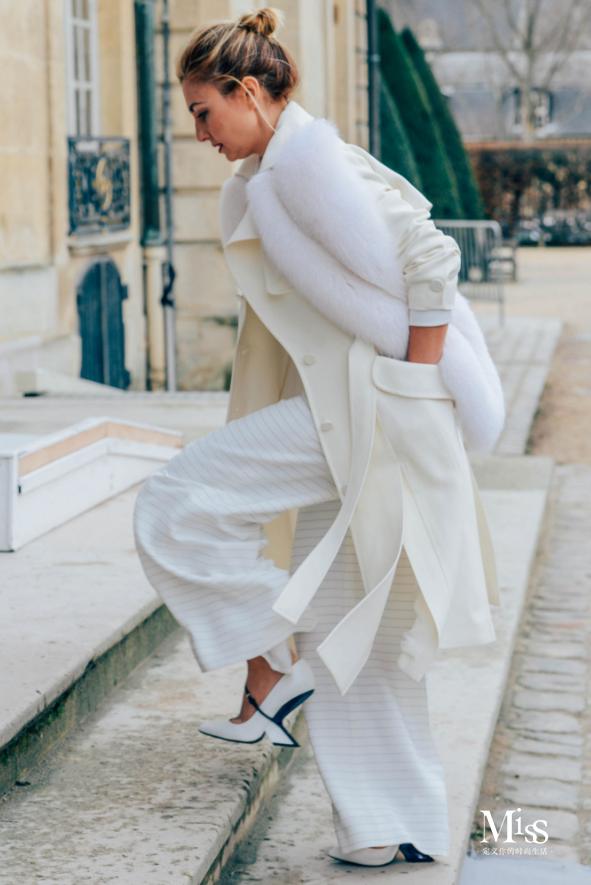 没有男朋友要有保暖的外套,天冷了来选一件温暖皮草