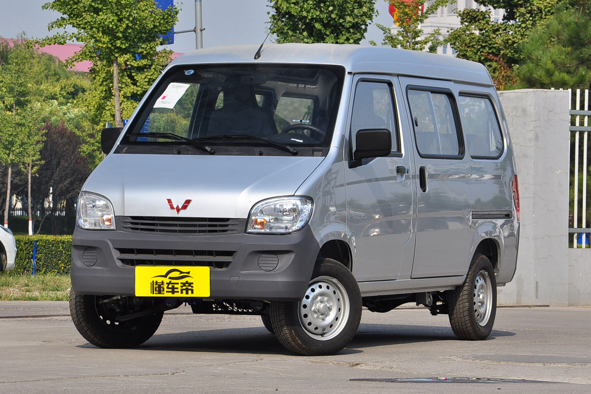 五菱之光便宜出售,五菱之光最便宜1000多