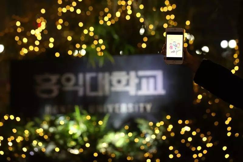 这里可能是唯一能够满足你吃到巨无霸海鲜和偶遇Runningman的地方了！