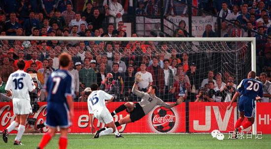 当我们谈论文学时我们在谈论什么,足球给我们的真实感言