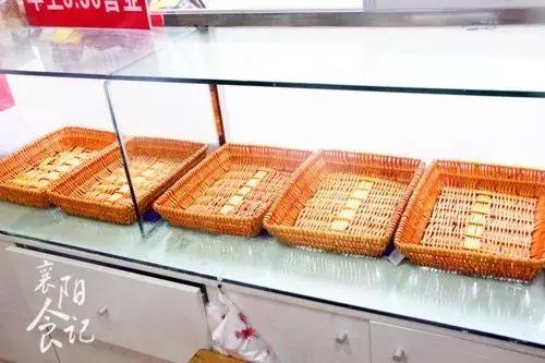 代购界的黑马！星火路新开了一家挤破头才能买到的烧饼！