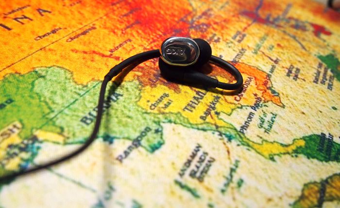 AKGN40圈铁入耳式运动耳塞听后感：可换线模式、生而不凡