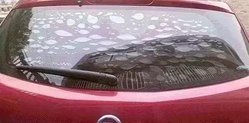 汽车贴膜有气泡怎么办小妙招,汽车贴膜刚贴上有气泡怎么消除