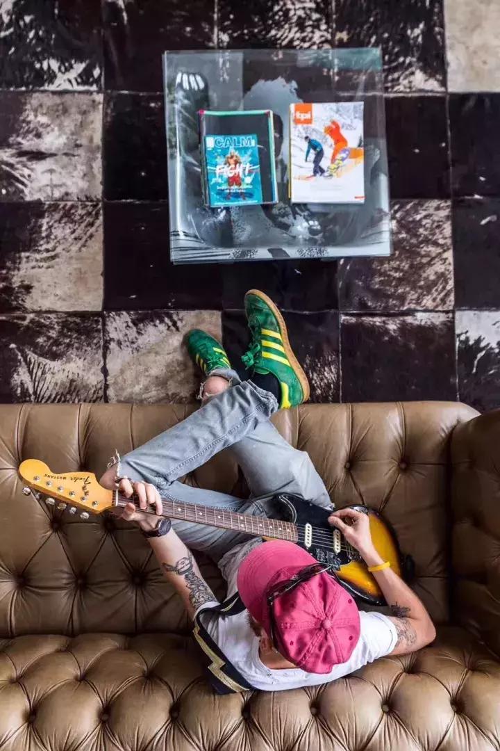 曼彻斯特原声无配乐,曼彻斯特曼联队歌