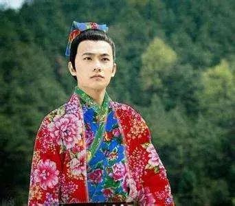 除了金拱门，苹果也要汉化！那些你不知道的国外大牌中文注册名！