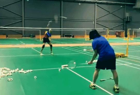 网前封网一定注意以下几点,网前实用技巧