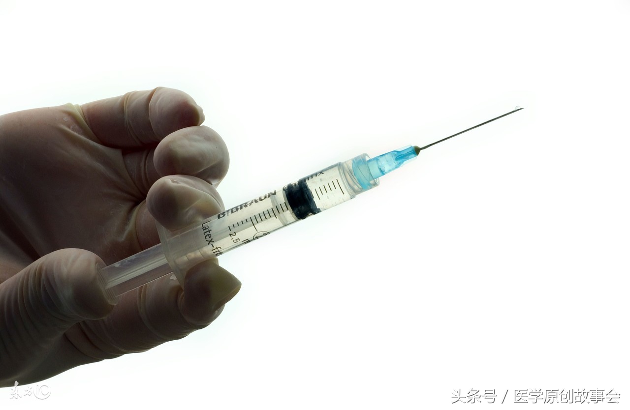 29岁小伙腰痛难忍，刚入院他就要打止痛针，医生说他没病装病！