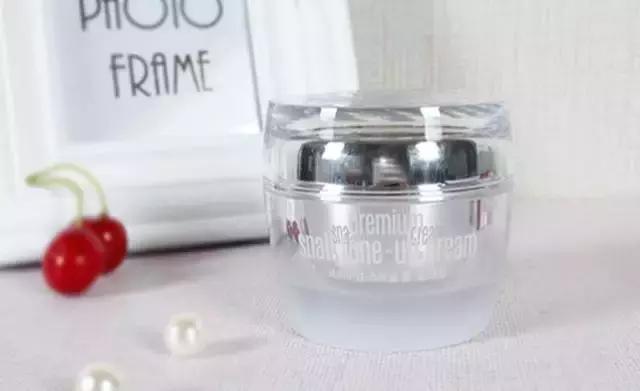 素颜神器自然裸妆提亮肤色,黄黑皮救星懒人素颜霜